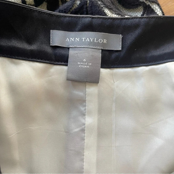 Ann Taylor 6 Black White Lace Pencil Knee Length Skirt Formal Cocktail Business - Picture 4 of 10